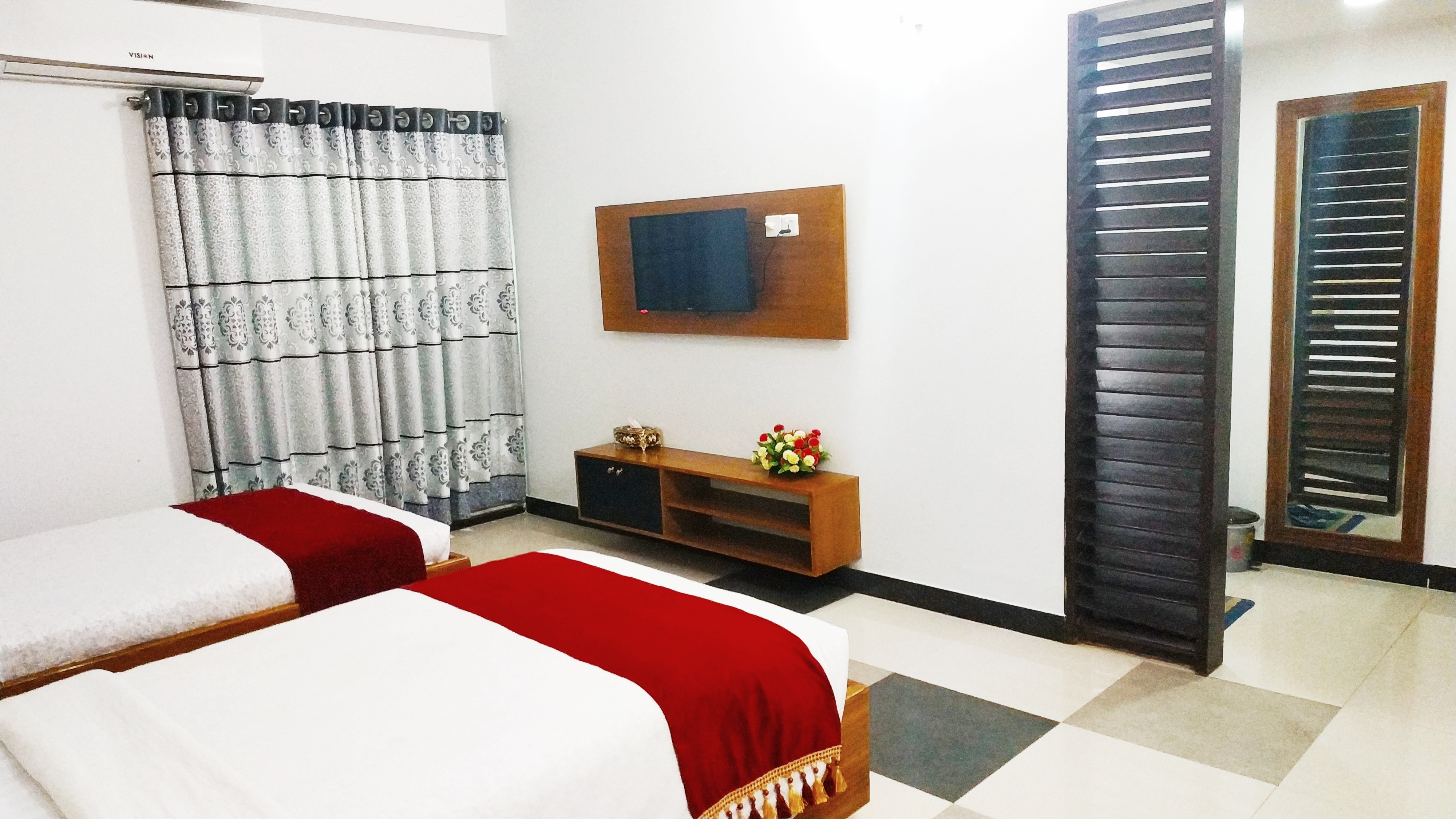 Deluxe Twin (2 Single Bed) – Hotel Khan Palace Kuakata Gallery