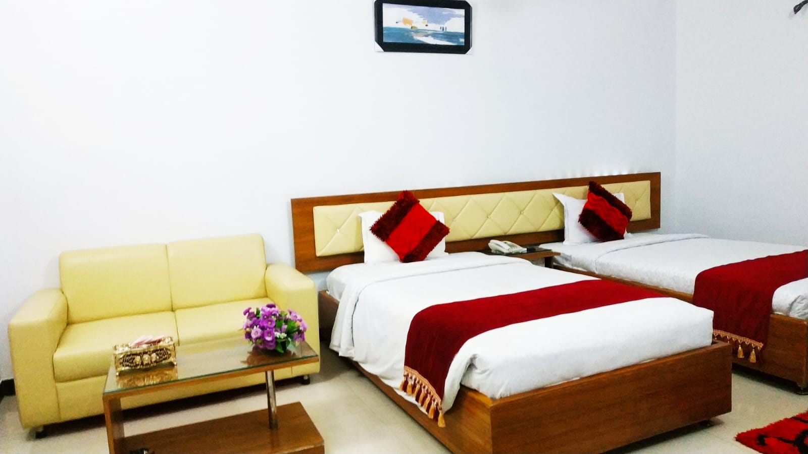 Deluxe Twin (2 Single Bed) – Hotel Khan Palace Kuakata Gallery