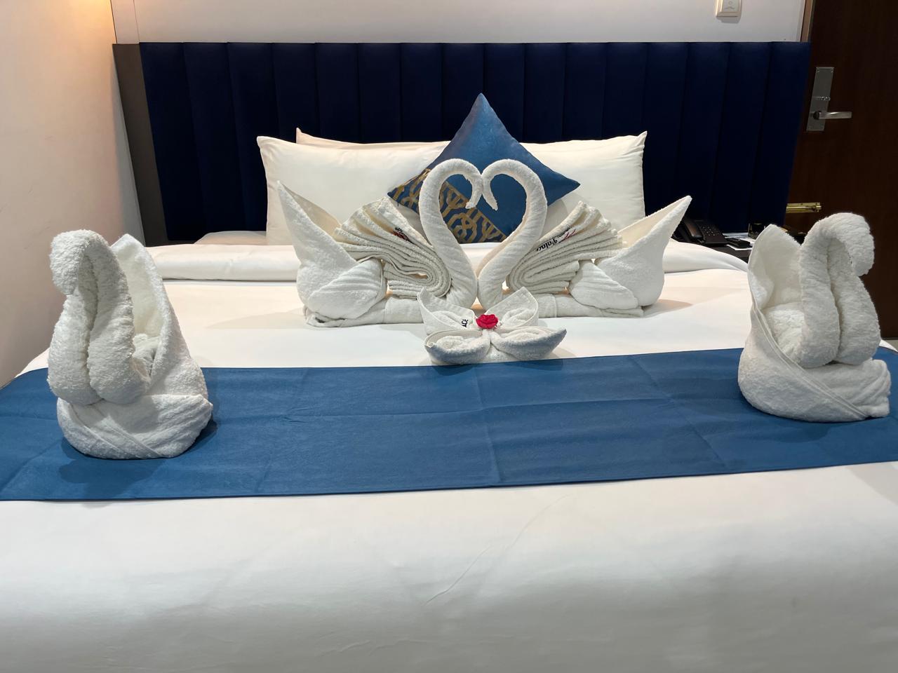 Royal Couple (1 King Bed) – Hotel Khan Palace Kuakata Gallery