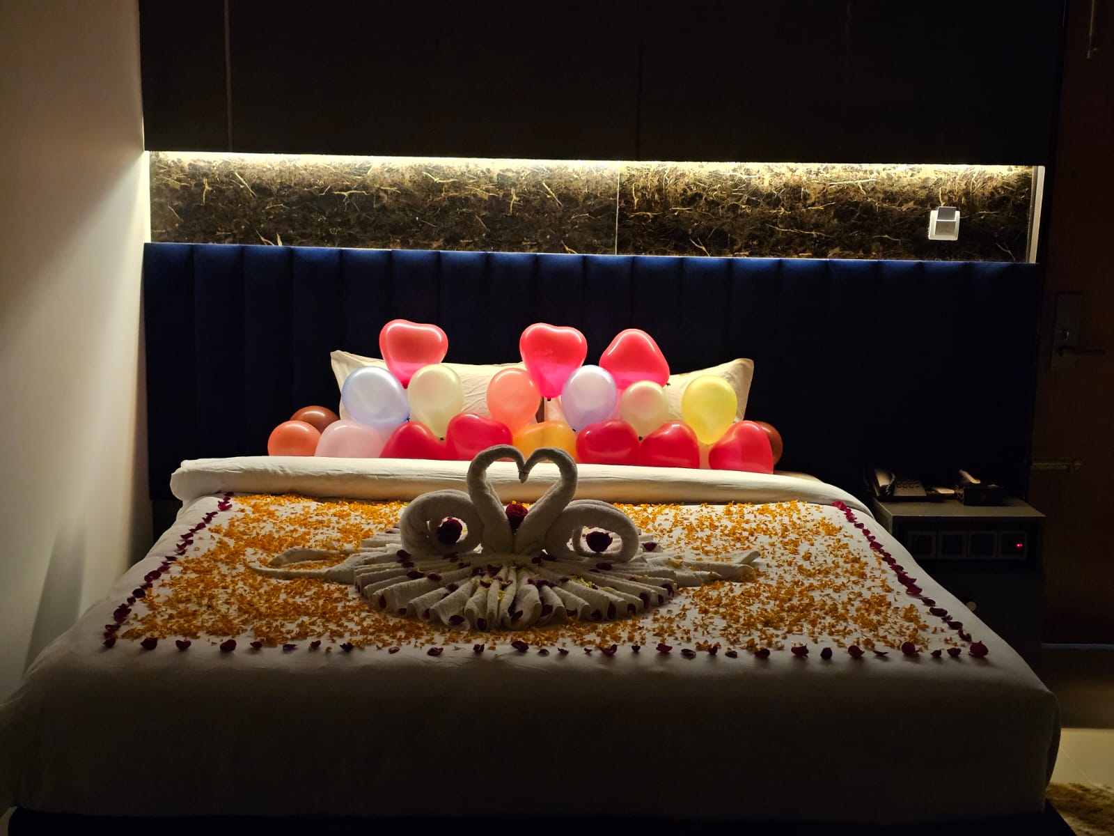 Royal Couple (1 King Bed) – Hotel Khan Palace Kuakata Gallery