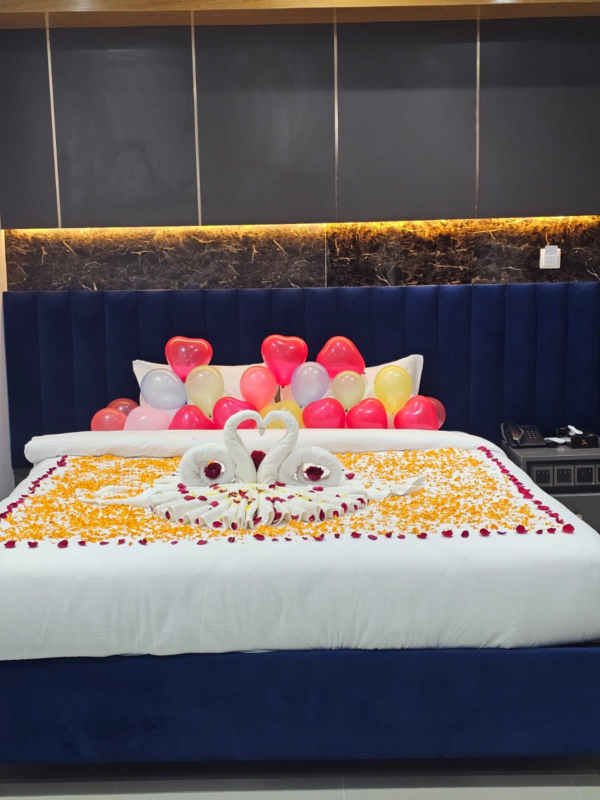 Royal Couple (1 King Bed) – Hotel Khan Palace Kuakata Gallery