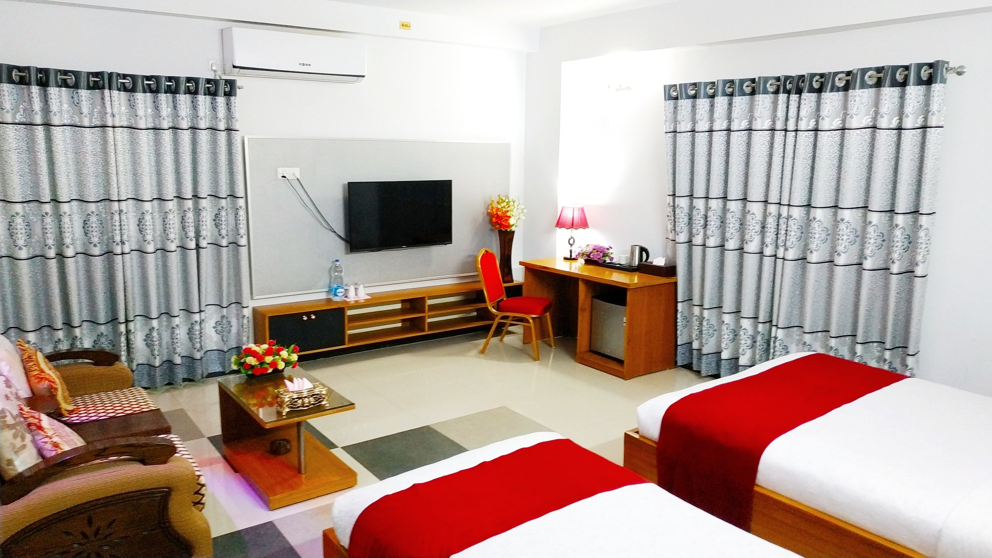 Royal Deluxe Family (1 Couple + 1 Single Bed) – Hotel Khan Palace Kuakata Gallery