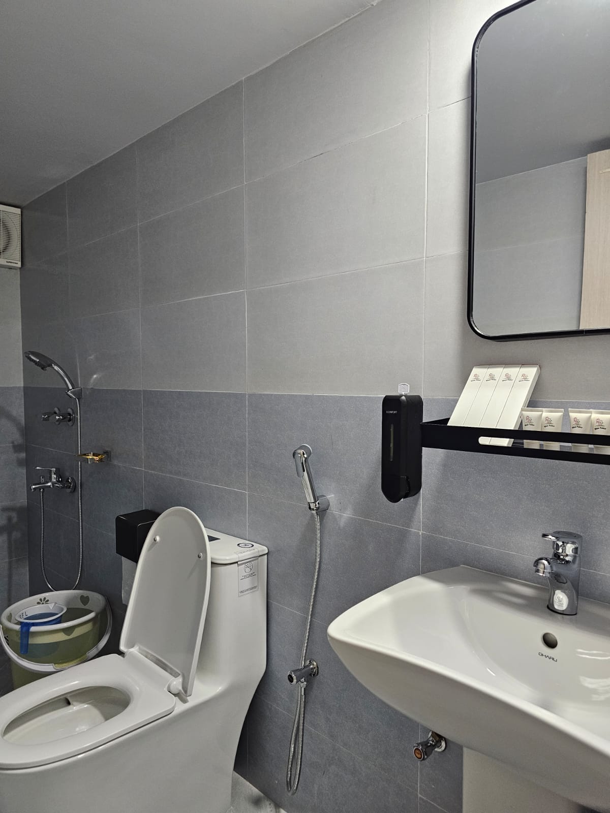 Royal Twin (2 Semi Couple Bed) – Hotel Khan Palace Kuakata Gallery