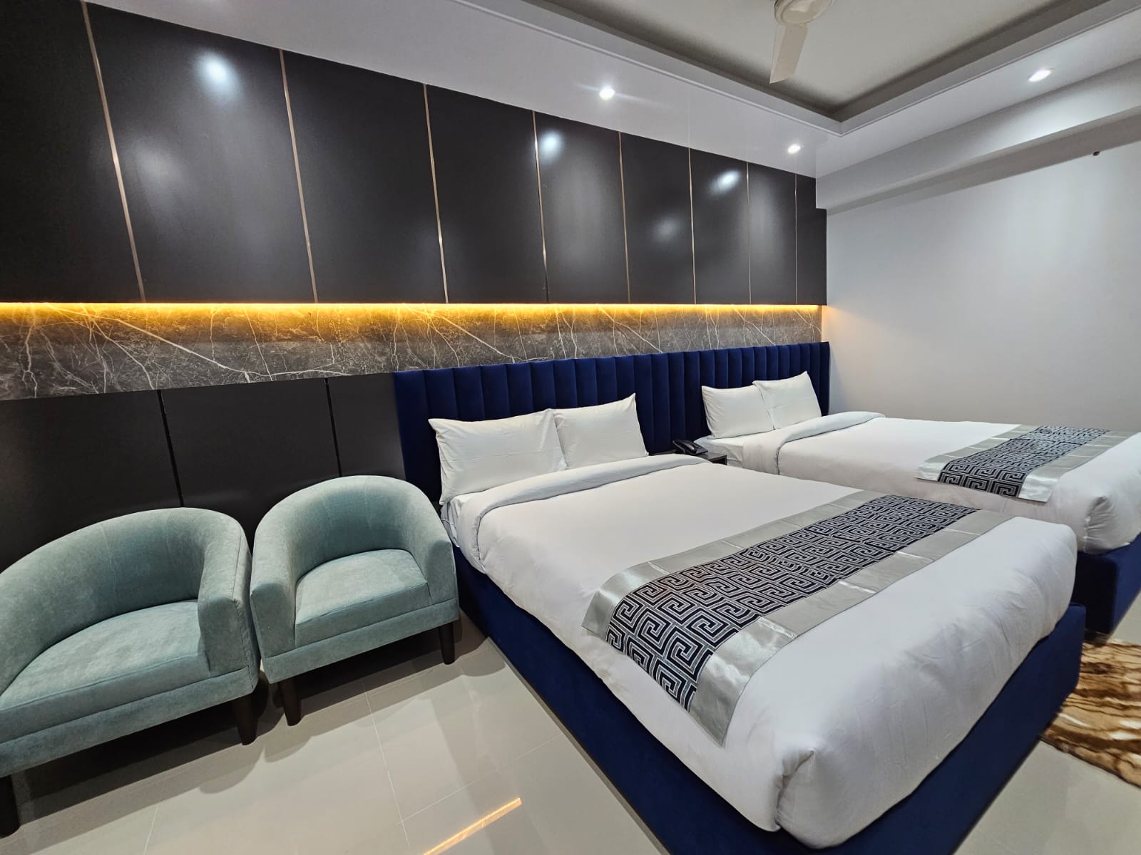 Royal Twin (2 Semi Couple Bed) – Hotel Khan Palace Kuakata Gallery