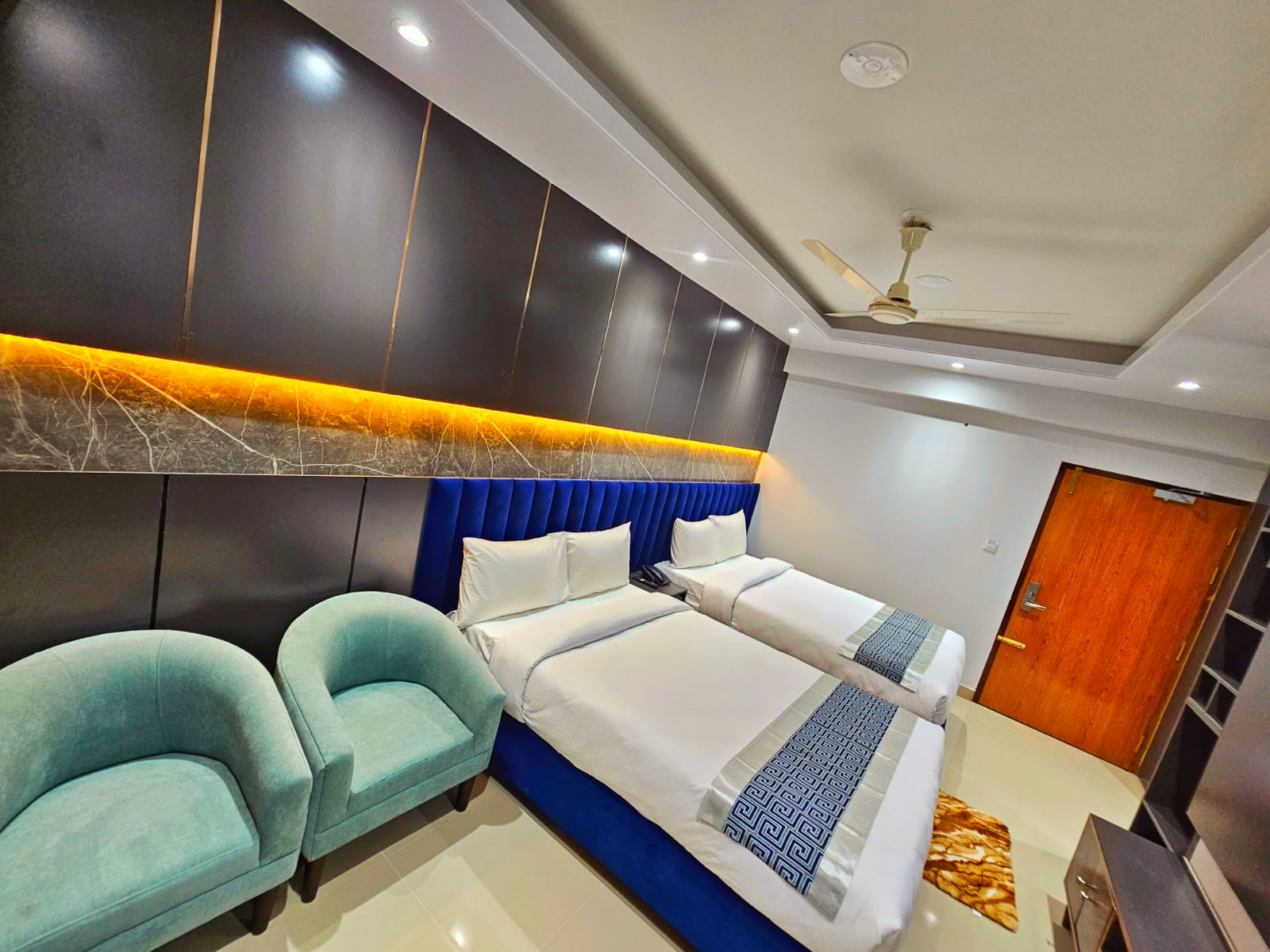Royal Twin (2 Semi Couple Bed) – Hotel Khan Palace Kuakata Gallery
