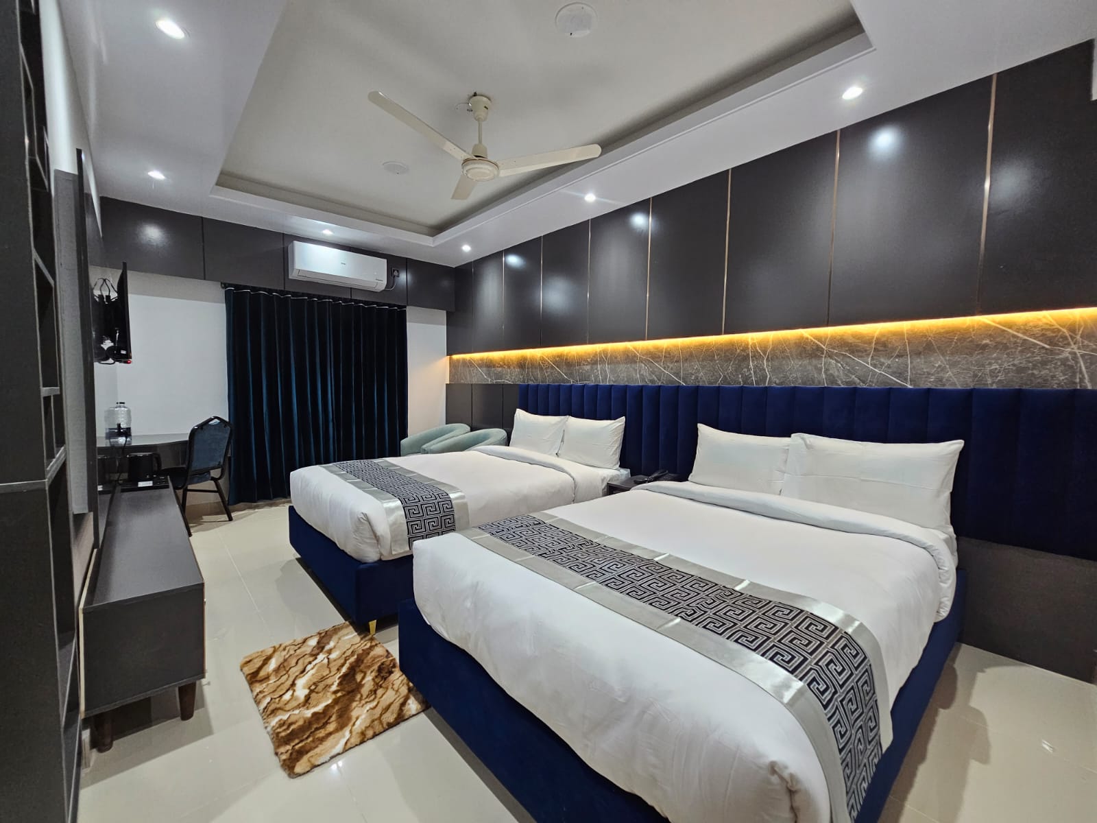 Royal Twin (2 Semi Couple Bed) – Hotel Khan Palace Kuakata Gallery