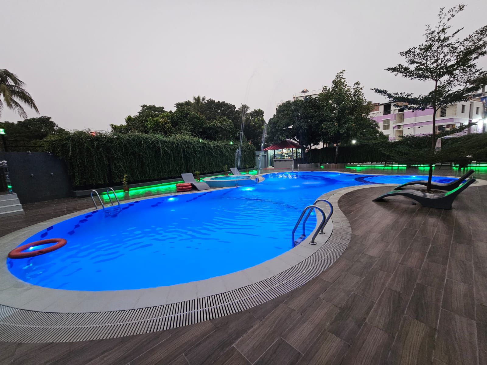 Swimming Pool – Kuakata Hotel Photo 3