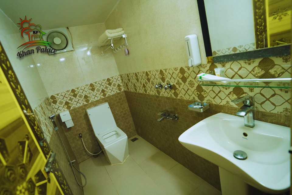 VIP Deluxe (1 King Bed) – Hotel Khan Palace Kuakata Gallery